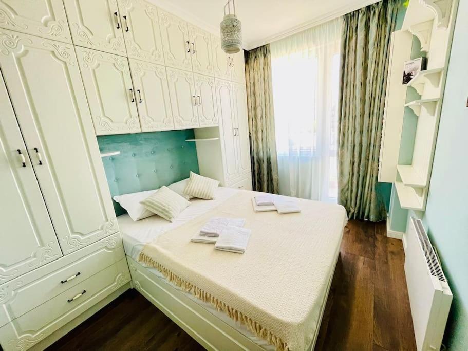Positano Apartment Varna Bagian luar foto