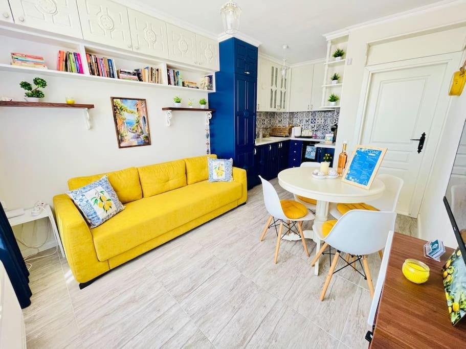 Positano Apartment Varna Bagian luar foto